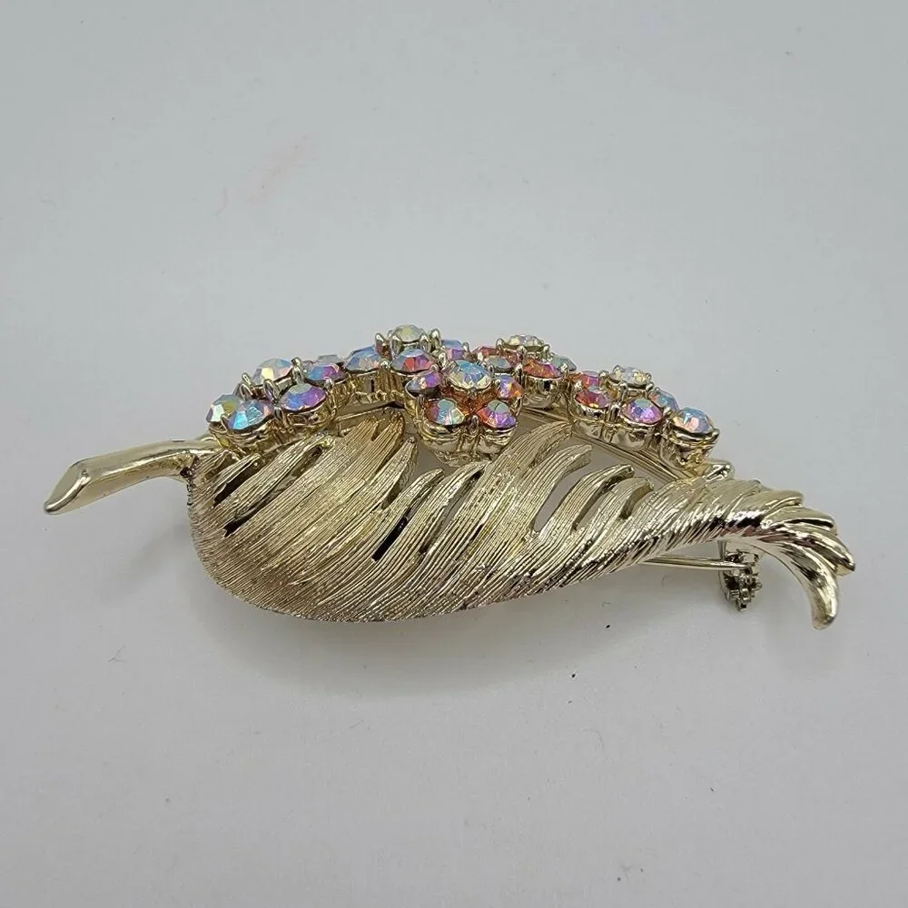 Vintage Signed Coro Rhinestone Brooch Pin Bling Sparkly‎ Leaf